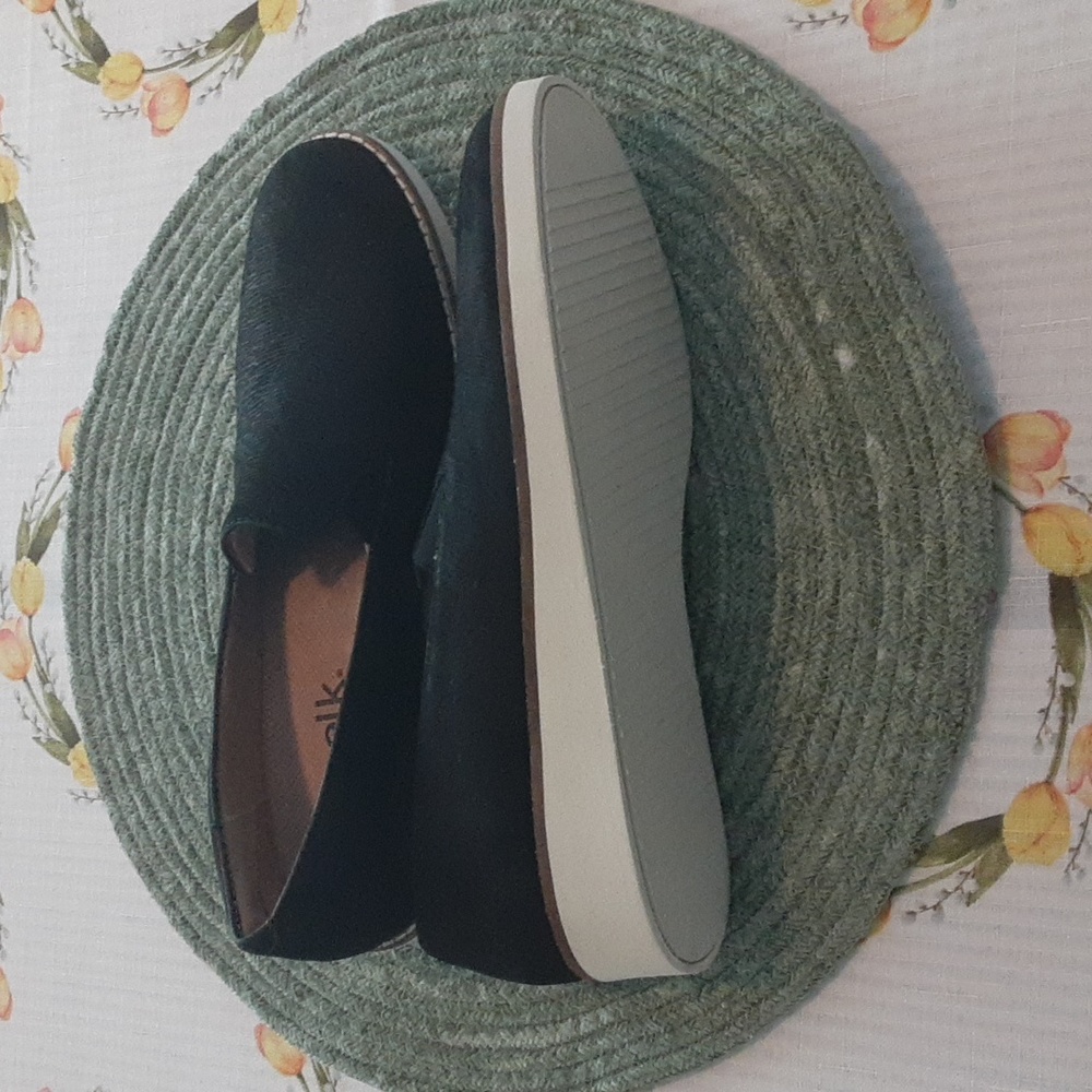 Softwalk Whistle Loafer Size 9 N Black       XXXX SOLD XXXX